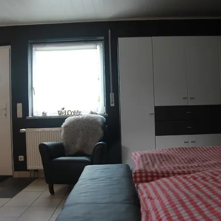 Weingut Schumacher - Mit Privatem Saunabereich Apartment Sankt Aldegund