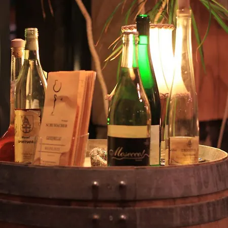 Weingut Schumacher - Mit Privatem Saunabereich דירה סנקט אלדגונד