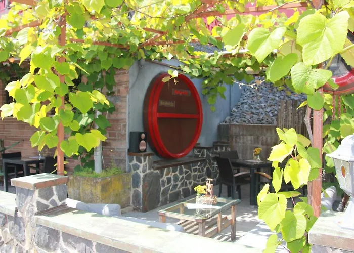 Weingut Schumacher - Mit Privatem Saunabereich Apartamento *