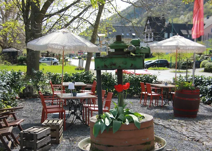 Weingut Schumacher - Mit Privatem Saunabereich شقة سانكت ديجيوند