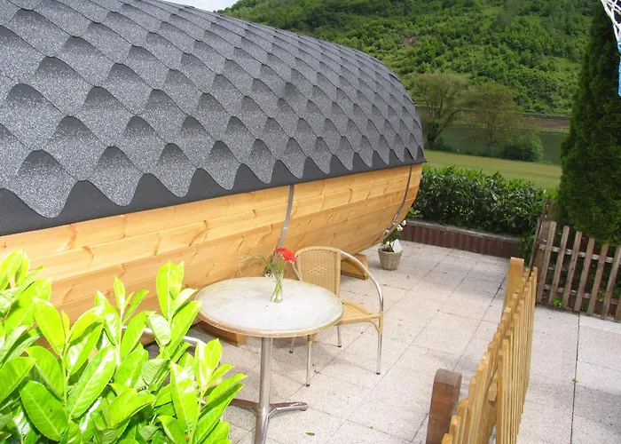 شقة Weingut Schumacher - Mit Privatem Saunabereich سانكت ديجيوند