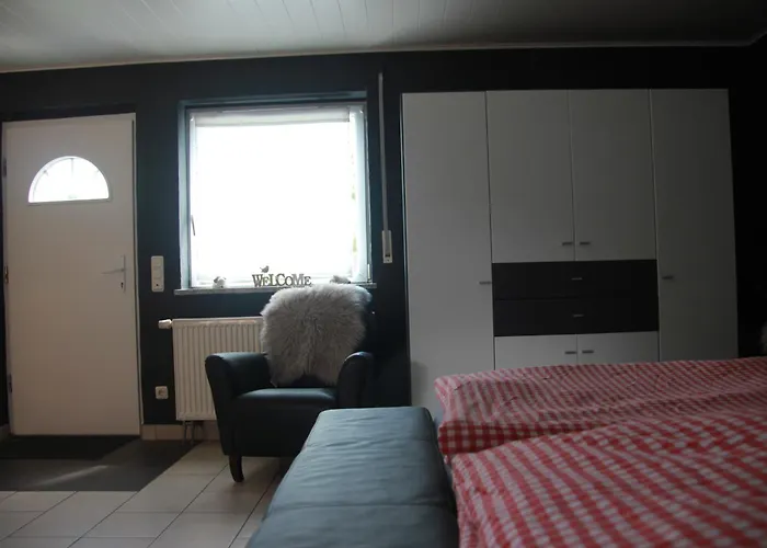 Weingut Schumacher - Mit Privatem Saunabereich شقة سانكت ديجيوند