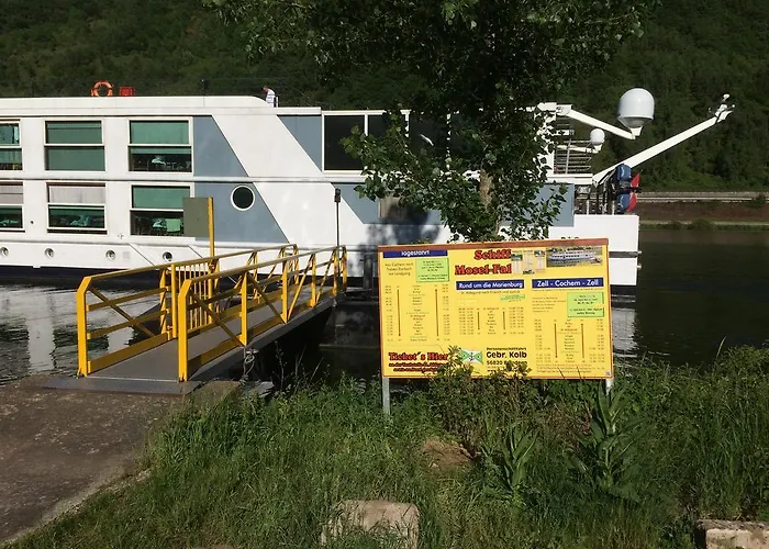 Weingut Schumacher - Mit Privatem Saunabereich * Sankt Aldegund